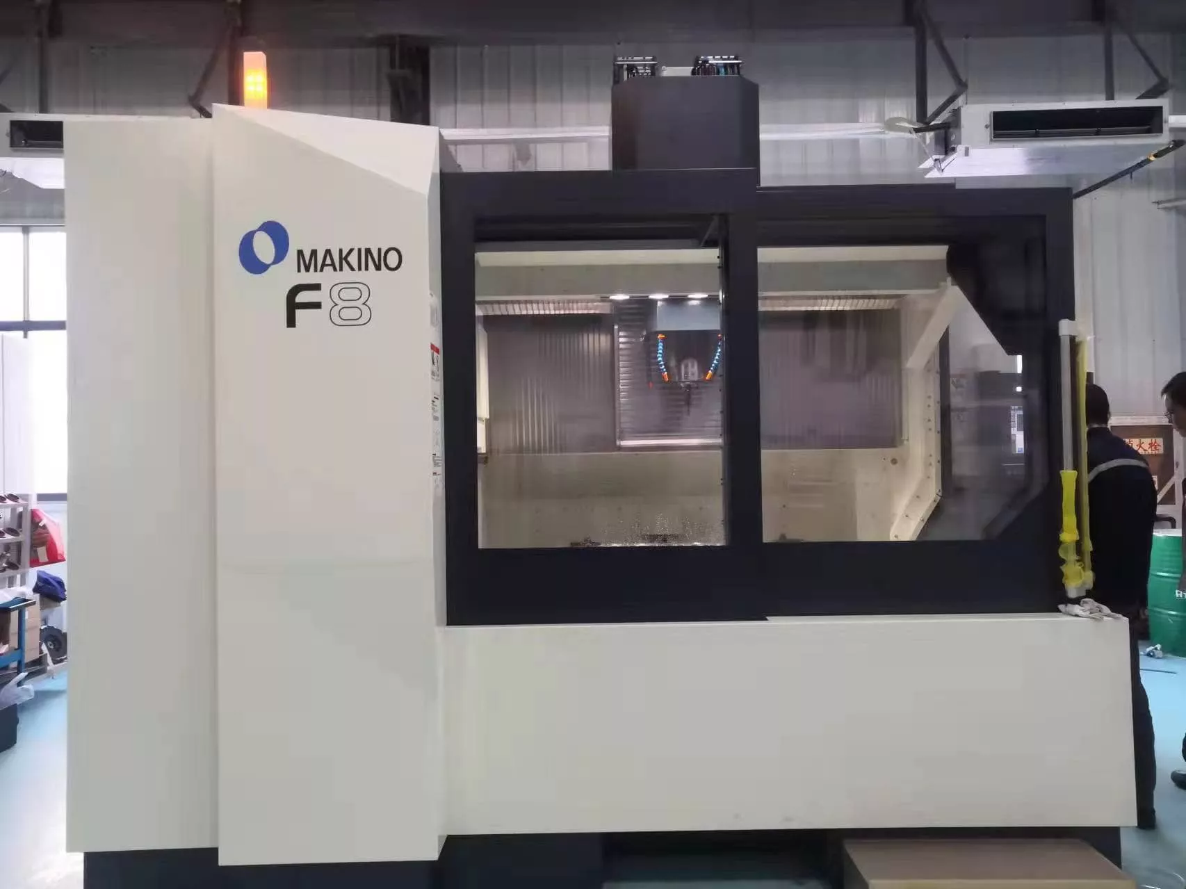 牧野F8